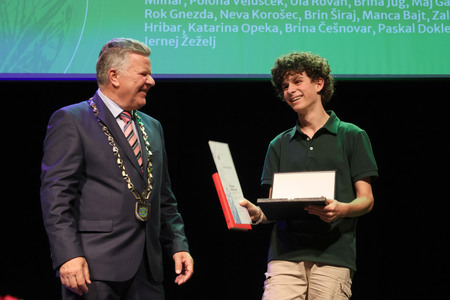 ZLATE PETICE 94 FOTO LJUBO VUKELIČ